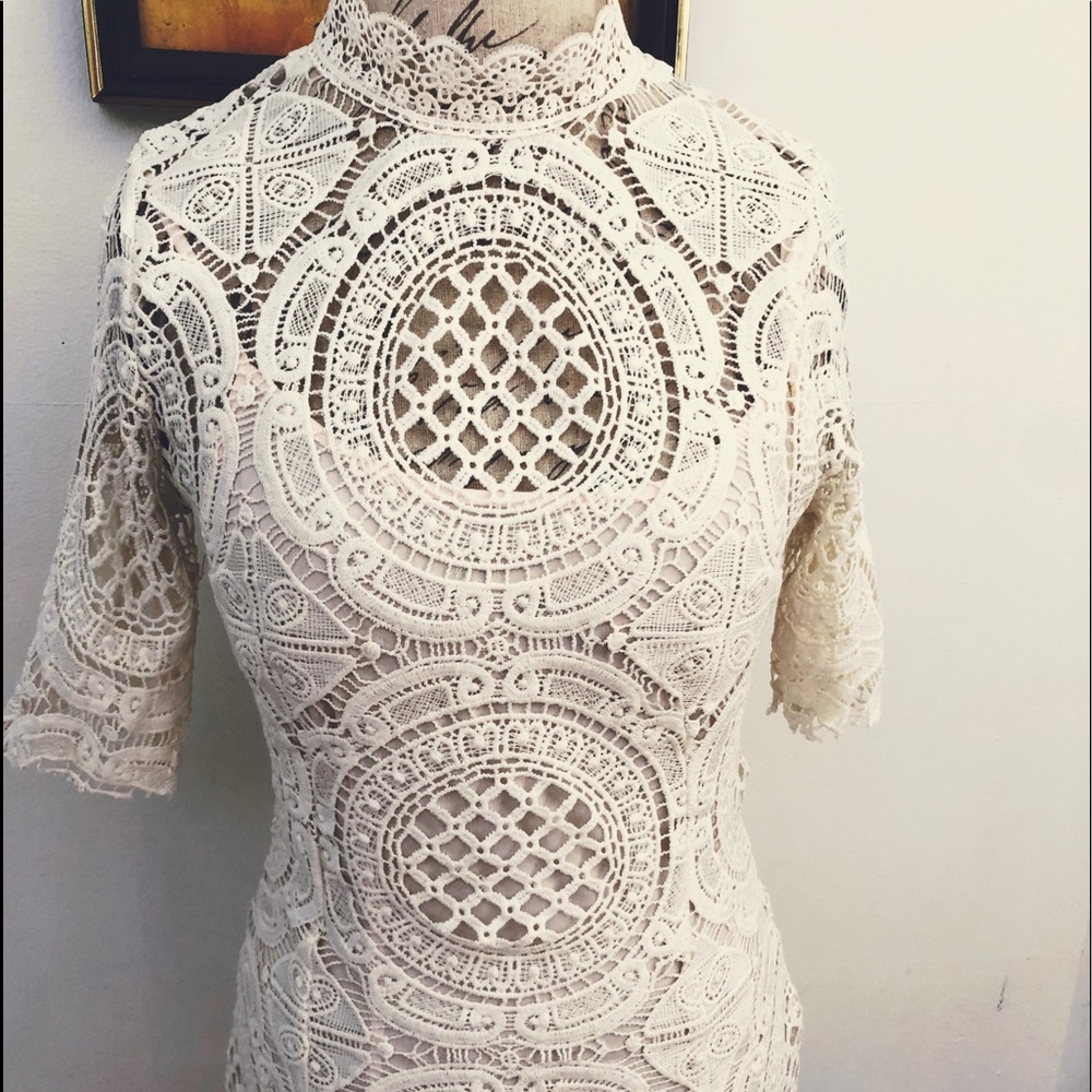 Akira Chicago- Off white Lace Dress Tunic 8